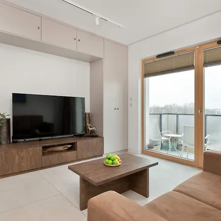 Modern And Elegant Filarskiego In With Air Conditioning & Parking And Gym By Renters Prestige Apartman Gdańsk