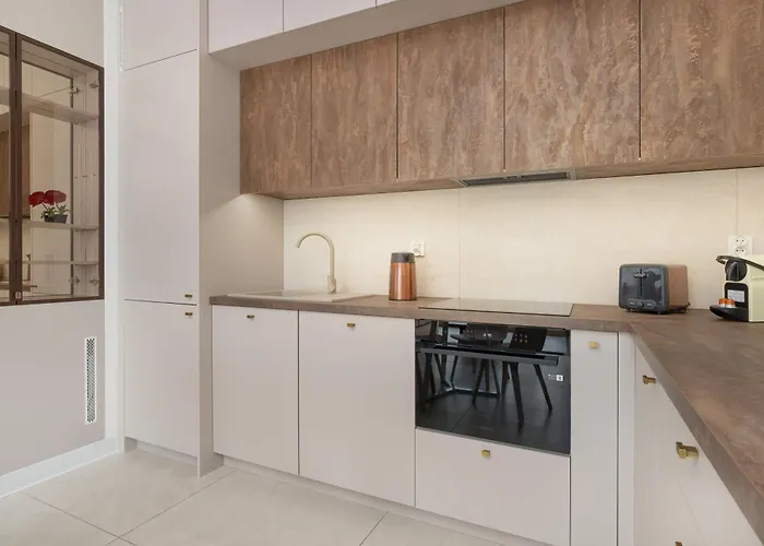 Modern And Elegant Filarskiego In With Air Conditioning & Parking And Gym By Renters Prestige Apartament Gdańsk