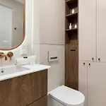 Apartment Modern And Elegant Filarskiego In With Air Conditioning & Parking And Gym By Renters Prestige *