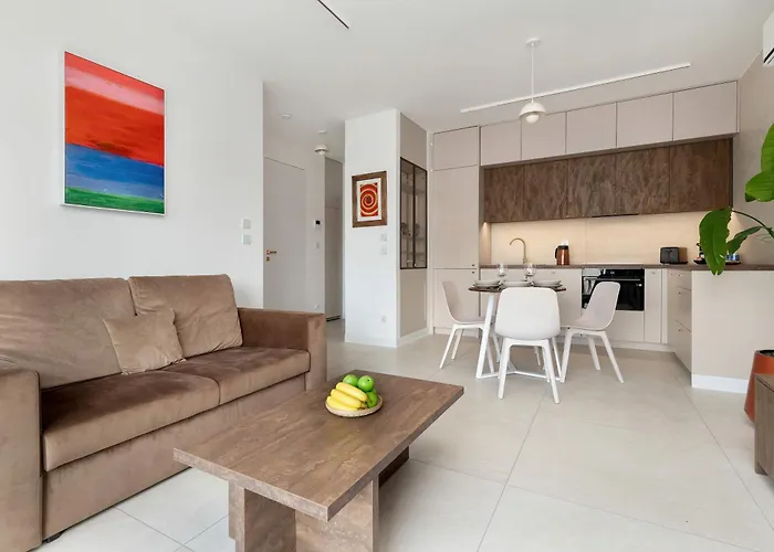 Modern And Elegant Filarskiego In With Air Conditioning & Parking And Gym By Renters Prestige Gdansk